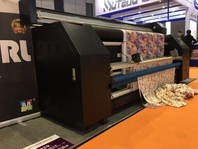 Chine imprimante de 240cm Digital pour le tissu, machine d'impression de tissu de Digital de tente d'Oxford à vendre