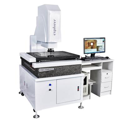中国 220V CNCの光学投影検査器、2.5um光学視野の測定機械 販売のため