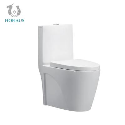China CE Modern Dual Flush Elongated One Piece Toilet Bowl Luxury Smooth Glazed for sale