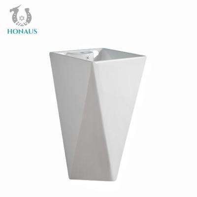China Ceramic Pedestal Free Standing Wash Basin Multiple Shape OEM ODM for sale