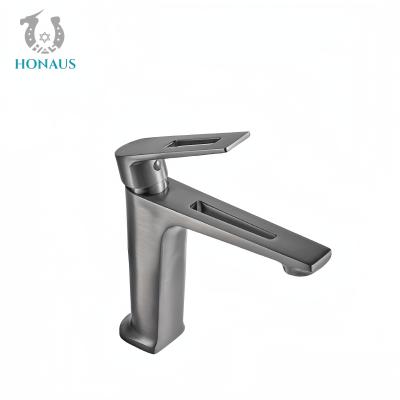 China Premium Wash Basin Faucet Household Commercial Hot Cold Mixer Taps Wear Resistance for sale