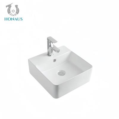 China Small Bathroom Countertop Basin Anti Scratch Ceramic Multi Sizes White for sale