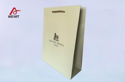 Китай Поверхность бумажного пакета крафт-коричневого цвета CMYK с бумажной скрученной ручкой для пакетов для покупок продается