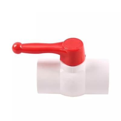 China COC Pvc Water Pipe Ball Valve Pipe Joint Plastic Ball Valve for sale