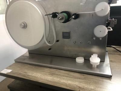 中国 First Generation HME Filter Paper Tape Winding Machine with Automatic Tape Cutting Method 50Hz Frequency 販売のため