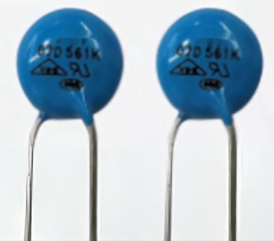 China Anti choque do varistor dos MOVIMENTOS da isolação 7D561K resistente para circuitos de poder à venda