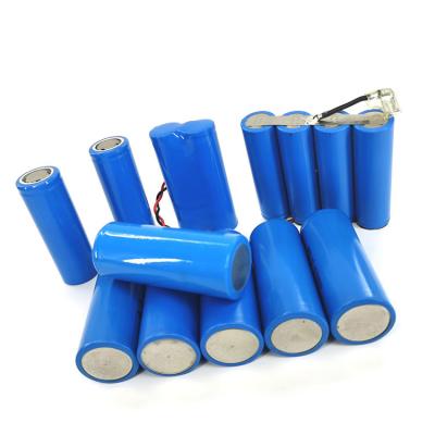 China 26700 3.2V 4000mAh Lithium Ion Battery LiFePo4 Battery Cell Recharge Li Ion Battery for sale
