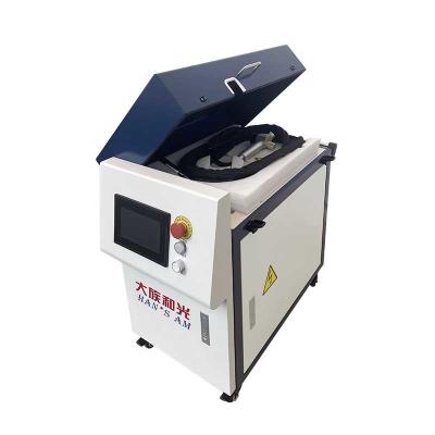 China Máquina de limpeza de superfície a laser de 300W Máquina de descamação a laser de fibra pulsada à venda