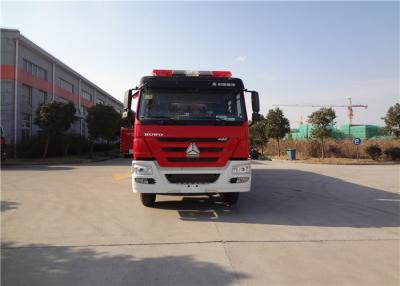 Chine Camion de pompiers énorme de mousse de pompe de Darley d'entraînement de la capacité 8X4 avec six sièges à vendre