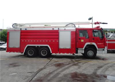 China Altura de funcionamento de 4 toneladas da estrutura vermelha 20m da soldadura do carro de bombeiros da torre de água da pintura à venda