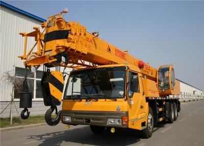 China 25T FAW Truck Mounted Hydraulic Crane , 70km/H Max Traveling Speed for sale
