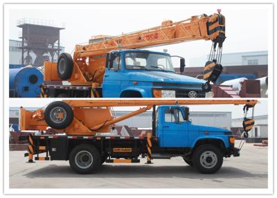 中国 Kfm5115jqz8fの最高の移動速度8tの油圧トラック クレーン2500r/分 販売のため