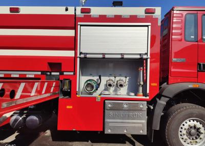 Chine Chargement du rayon 23700Kg du camion de pompiers d'échelle pivotante de H32m 16m pour la délivrance à vendre