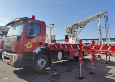 China 4 crescimentos telescópicos ateiam fogo a veículos de socorro, caminhão de escada da viatura de incêndio do CCC 400L 6x4 à venda