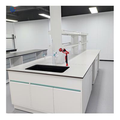 China Banco de la isla del laboratorio - Revestimiento de resina epoxi, 2 armarios, 4 cajones, estanterías ajustables en venta