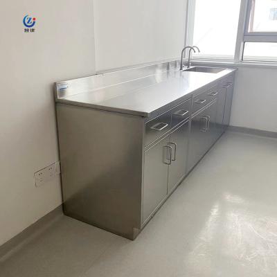 China Alkali Resistant Stainless Steel Lab Table With Sink ISO Standard Polished 60cm for sale
