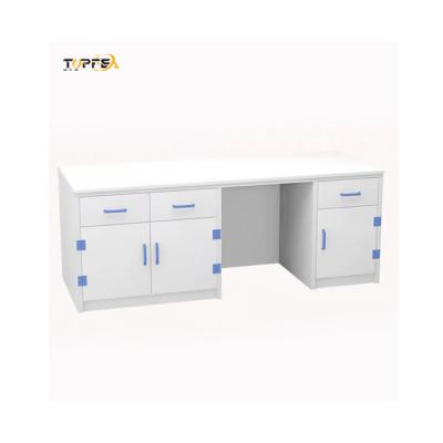 China Banquillo de laboratorio de polipropileno de isla con gabinete personalizable de mesa de cerámica en venta