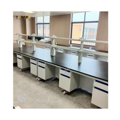 Cina Heavy Duty lab bench with Lockers Shelves Wheels Handles - 200-250 Kg Capacity in vendita