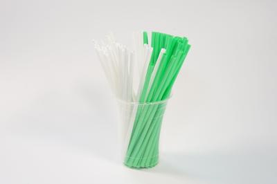 China 8x215mm Plastic Straws Biodegradable Flat End Bend for sale