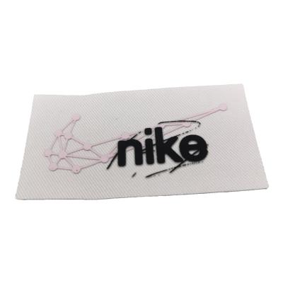 China Sustainable Support Customized Services White Fabric Recycled Sticker Clothing 3D Printed Rubber Label for sale