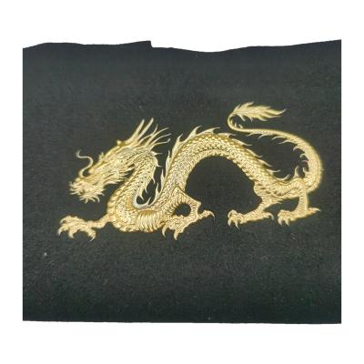 中国 3D Dragon Heat Press Clothing Labels Golden Color Custom For Apparel 販売のため