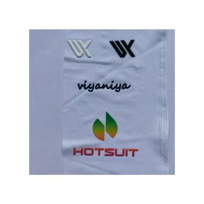中国 Straight Cut Heat Transfer Labels Badge For Apparels Clothing 販売のため