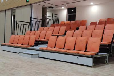 中国 Silver Retractable Bleacher Chairs Seating Capacity 30-300 販売のため