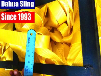 China Rollo amarillo de las correas del poliéster para el transporte, correas de las correas de 50m m en venta