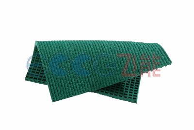 China Green Rubber Prefabricated Running Track Roll 13mm IAAF Certificate UV Resistant for sale