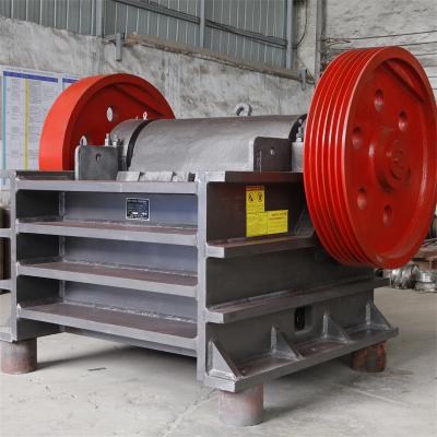 China Cement Clinker Limestone 340mm Feeding Small Portable Jaw Crusher Mining for sale