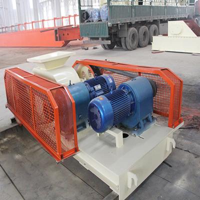 China Mining Ac Motor Double Roll Crusher For Stone Crushing en venta