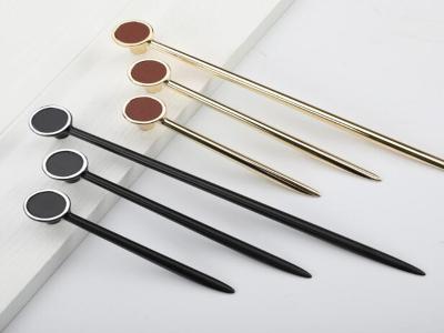 Китай Кухонный шкаф новой ручки шкафа Италии дизайна несимметричный коричневый кожаный регулирует ручку ящика кухни 192mm продается