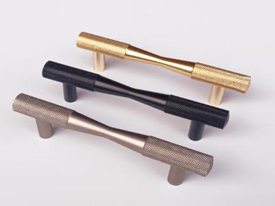 China Norway Stylish  Handles Kitchen cabinet pulls and handles Knurled Handle Brushed Brass  Aluminum Door pulls for sale