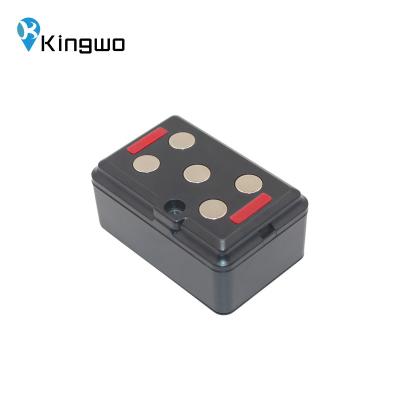 China Magnetic Rechargeable 2700mAh Equipment GPS Tracker Long Standby Vehicle Locator for sale