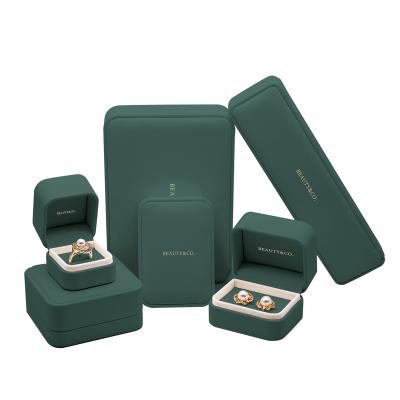 China Embosses Leather Ring Box Hat Packaging Jewelry Packaging For Small Business for sale