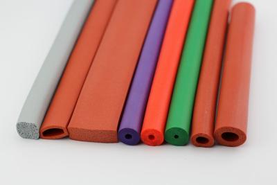 China Custom Colorful Silicone Foam Tubing Protective Layer High Tensile Strength for sale