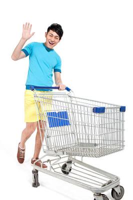 China Metal Supermarket Shopping Trolley , Supermarket Grocery Shopping Cart for sale