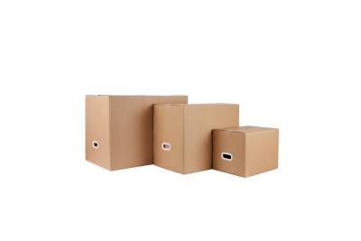 Китай Рифленая напечатанная пефорированная таможня 130-440 Gsm коробки коробки продается