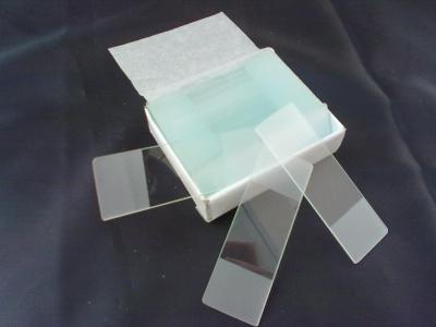 China O laboratório médico quadrado fornece placas de vidro do microscópio para a calibração do microscópio à venda
