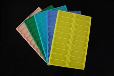 China Suporte plástico colorido fontes da corrediça da bandeja da corrediça do microscópio do laboratório médico à venda