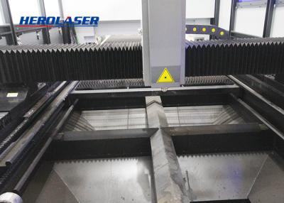 China máquina de corte de aço do laser 6000W 3015, máquina de corte de alta velocidade do laser à venda
