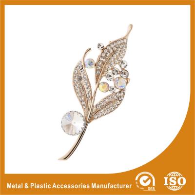 China Alloy / Silver Leaf Shape Jewellery Brooches For Wedding Dress for sale