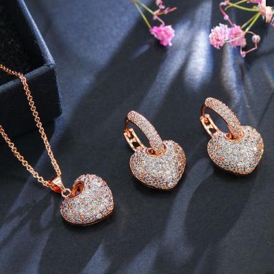 China Elegant Leaf Shape Heart-Shaped Party Earrings and Necklace CZ Gold Plated Necklace Wedding Jewelry Set for Bride for sale