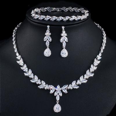 China Silver Necklace Jewelry Set Necklace Earrings Jewelry Dainty Bridal Cz Waterdrop Wedding Ring Jewelry Set for sale