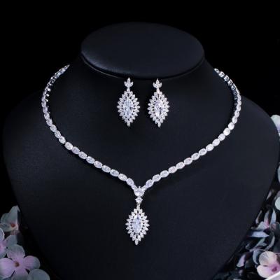 China Wholesale Jewelry Set CZ Pendant Necklace Crystal Cubic Zircon Necklace Earrings Jewelry Set necklace earrings For Women for sale