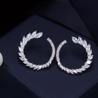 China Full Rhinestone Earring Wheat Ear Hoop Earrings Female High-end Light Luxury Fashion Exquisite Earring Jewelry Gift for sale
