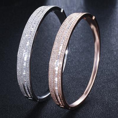 China Fashion White Round Zircon Bracelet For Women Shiny CZ Crystal Adjustable Chain Bracelet Female Bridal Wedding Jewelry for sale