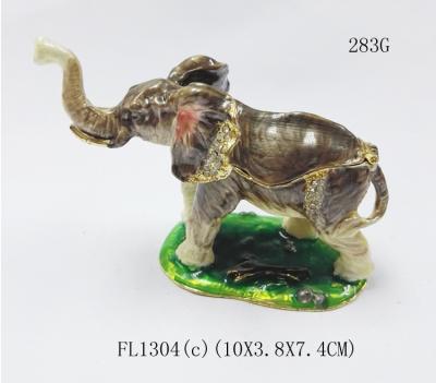 China pewter family elephant jewelry box,elephant shape bejeweled box,alloy elephant trinket box for sale