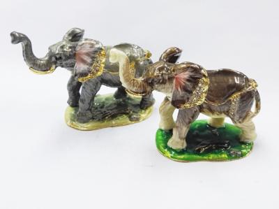 China Handmade Pewter metal Trinket Box rhinestone enamel Elephant Decorative jewelry Box for sale