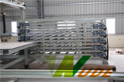 China Cadena de producción laminada del suelo, prensa caliente de la máquina automática el laminar de papel en venta